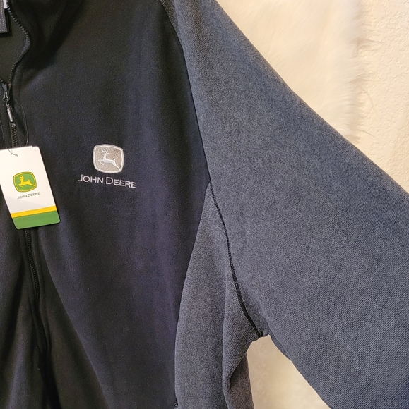 John Deere Storm Tech Performance Jacket - Picture 3 of 8